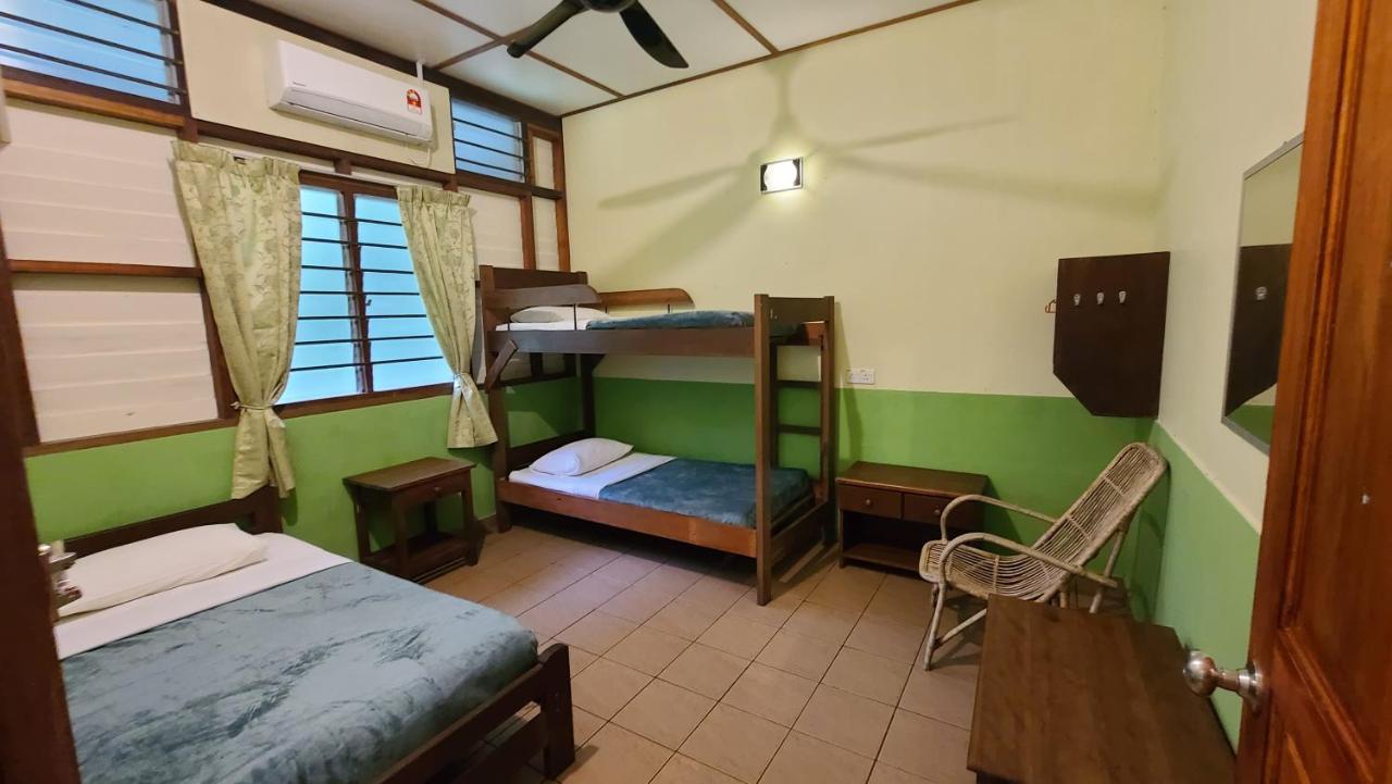 Sepilok B&B Bagian luar foto