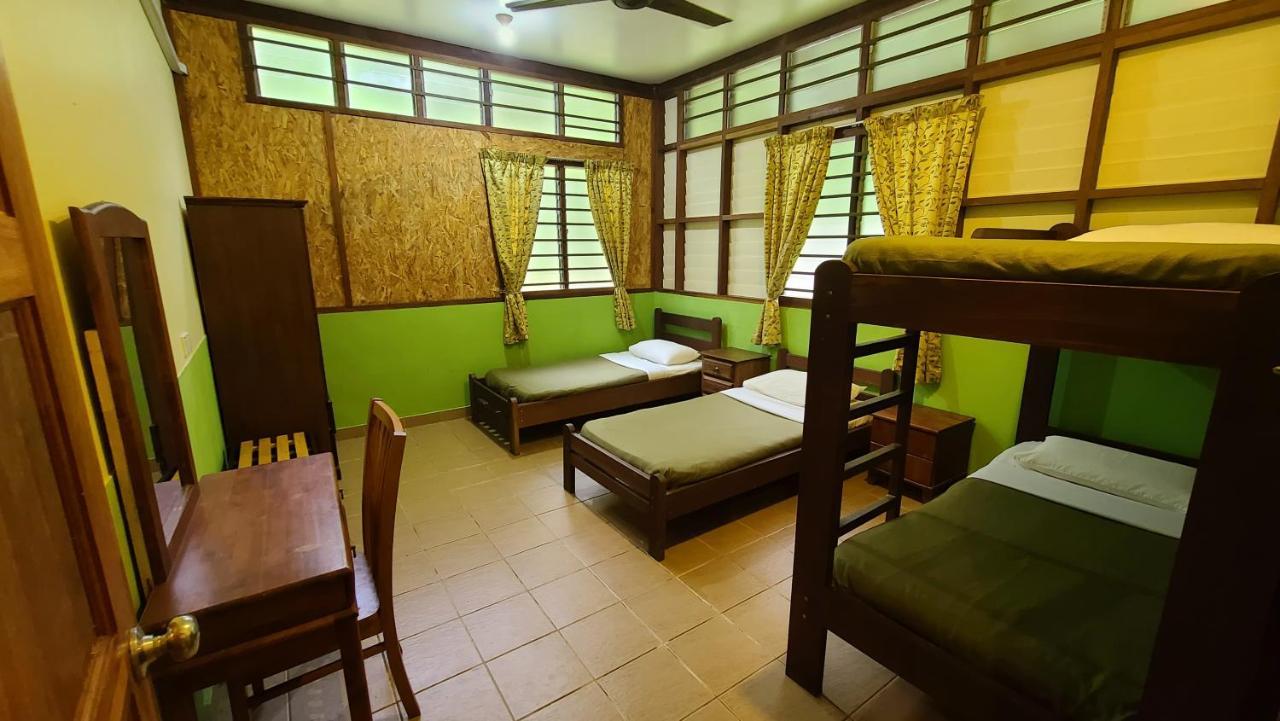 Sepilok B&B Bagian luar foto