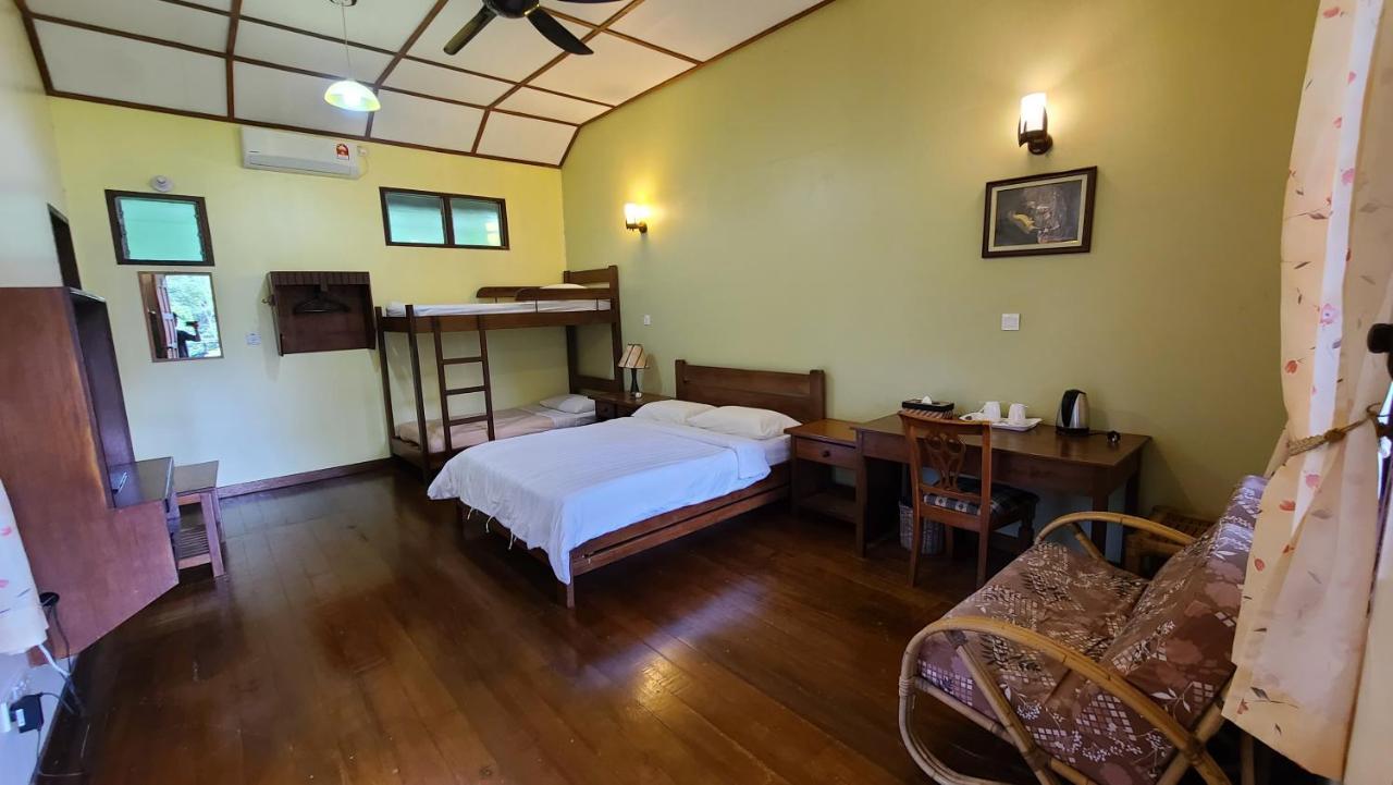 Sepilok B&B Bagian luar foto