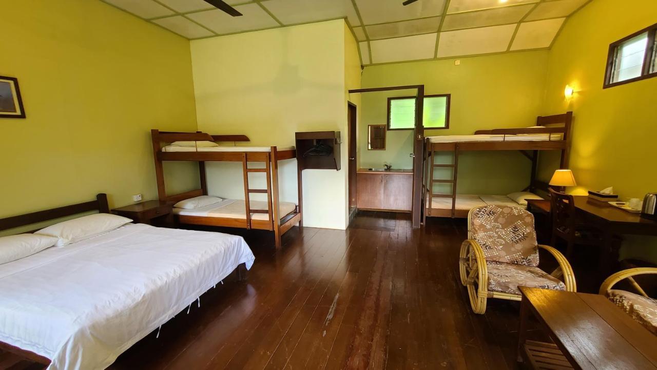 Sepilok B&B Bagian luar foto