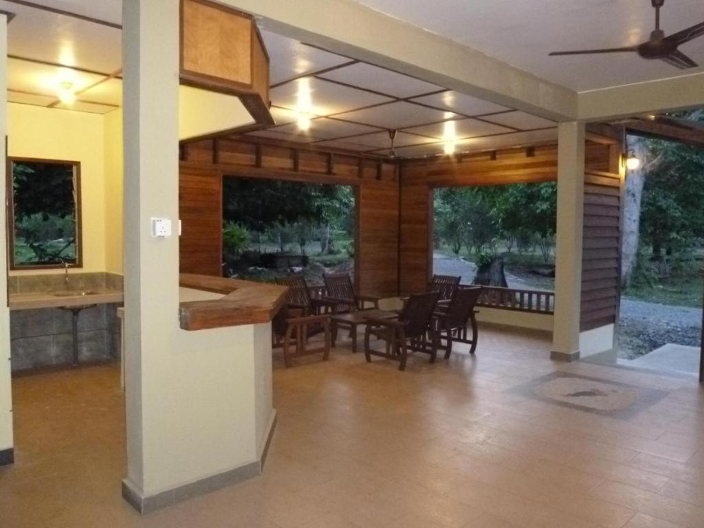 Sepilok B&B Bagian luar foto